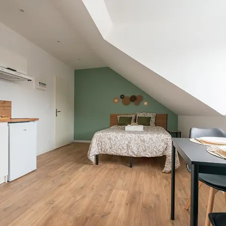 Apartment Glg *